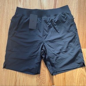 FABLETICS LINED SHORTS